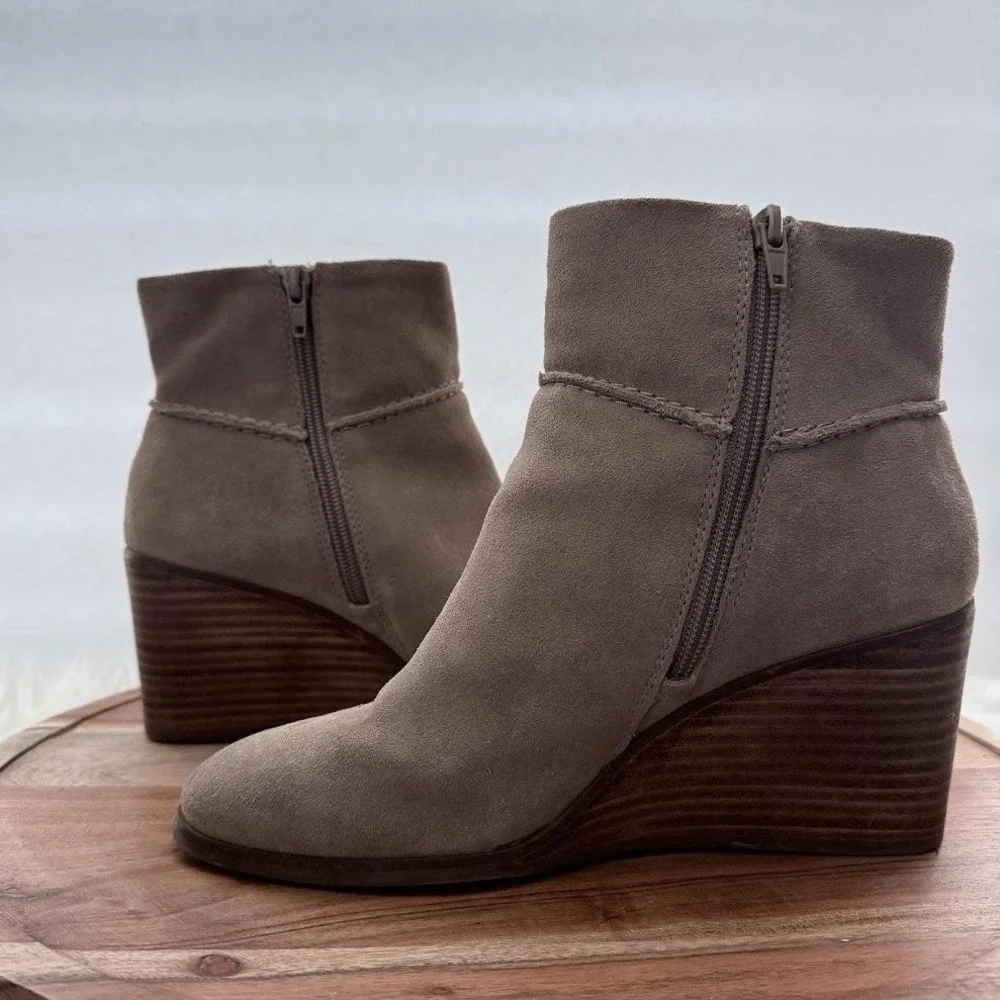 Lucky Brand step into